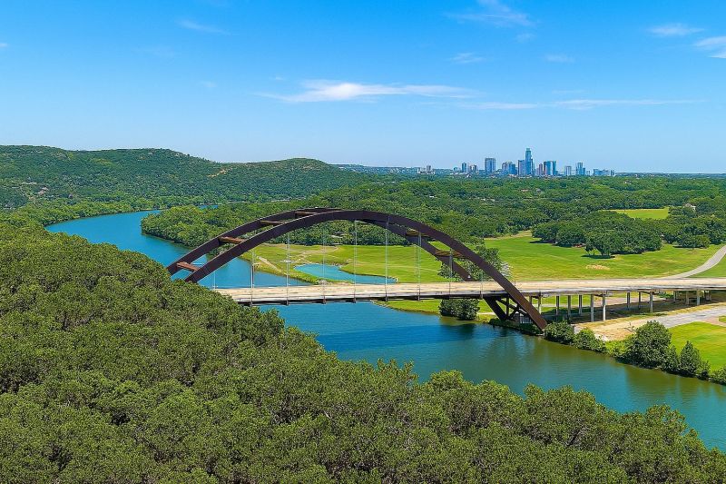 Local Bush Shaping Service in Bastrop, TX