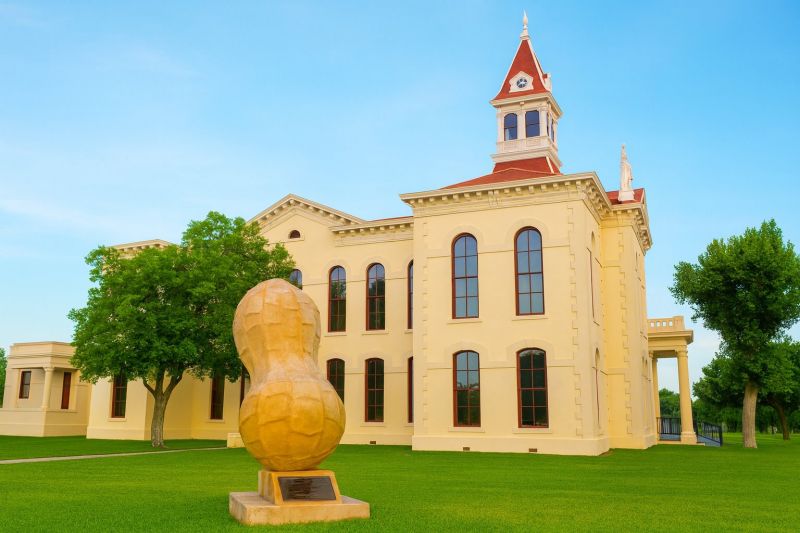 Local Bush Shaping Service in Floresville, TX