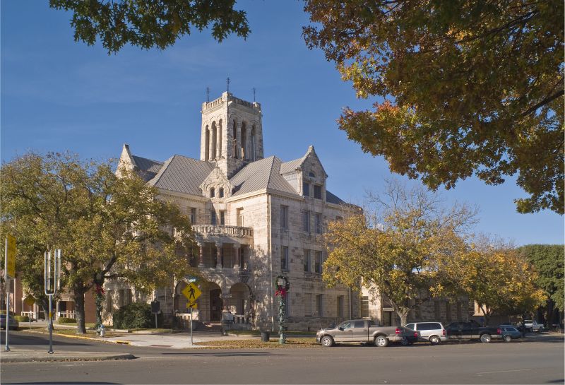 Local Hedge Trimming in New Braunfels, TX